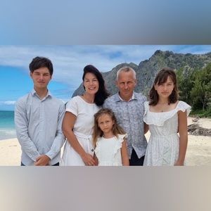 Please pray for my Uncle and his family. My oldest cousin passed away. 16 years